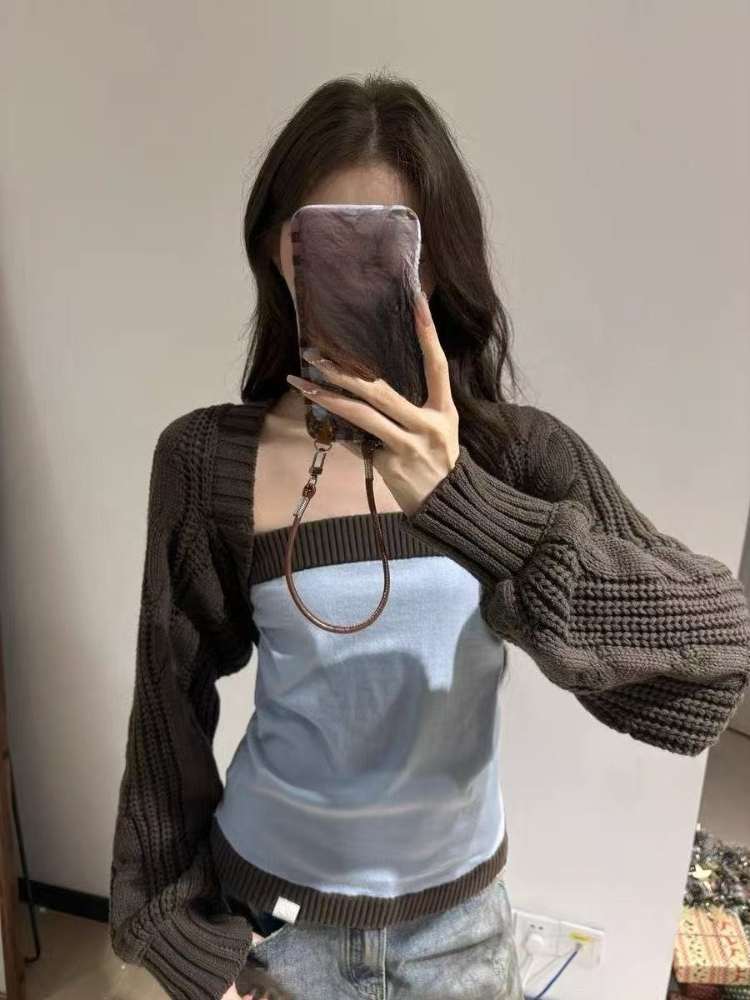 Crop Cardigan Vintage - Conjunto de duas peças em tricô