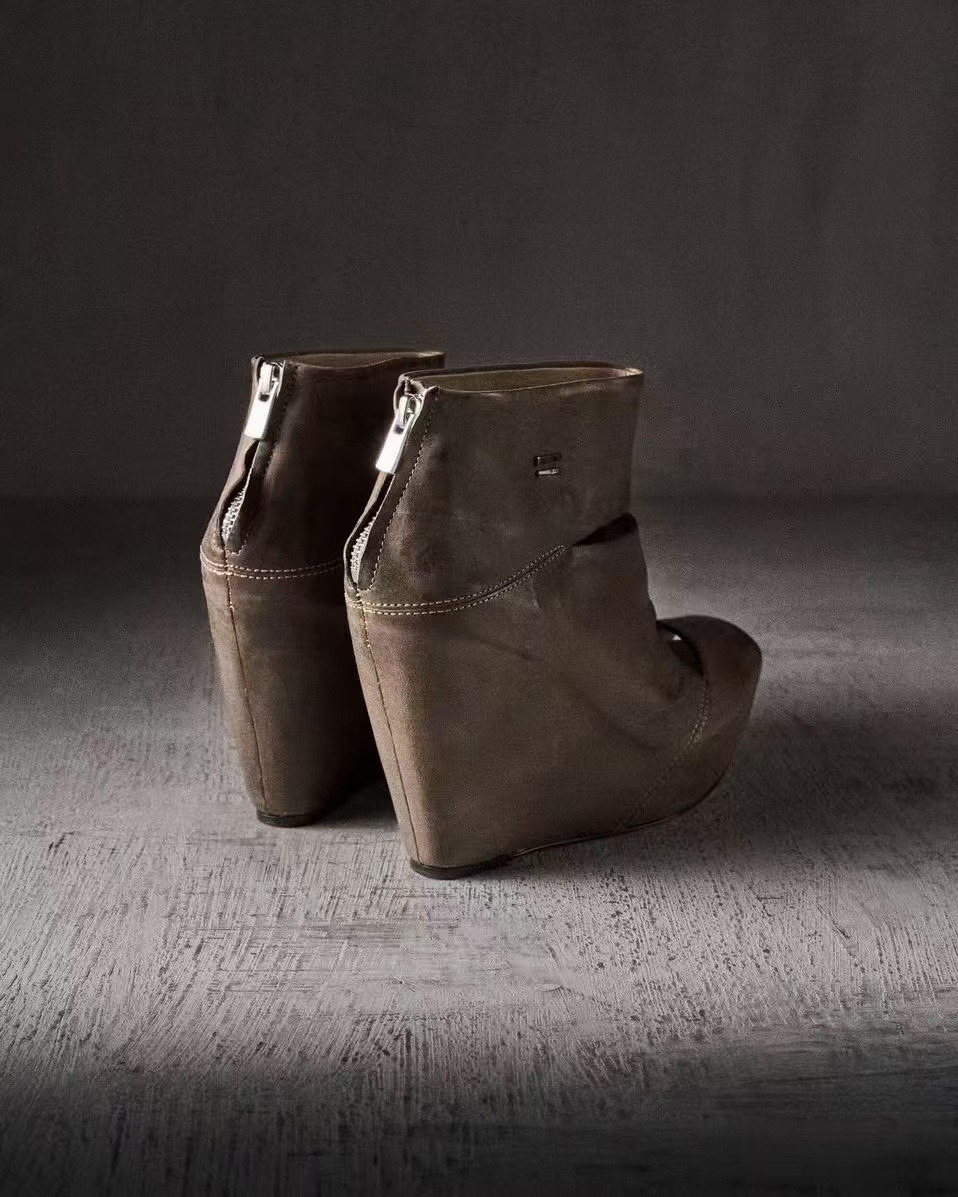 Novas Sandálias Femininas de V - Vintage Zipper avaliação e preço