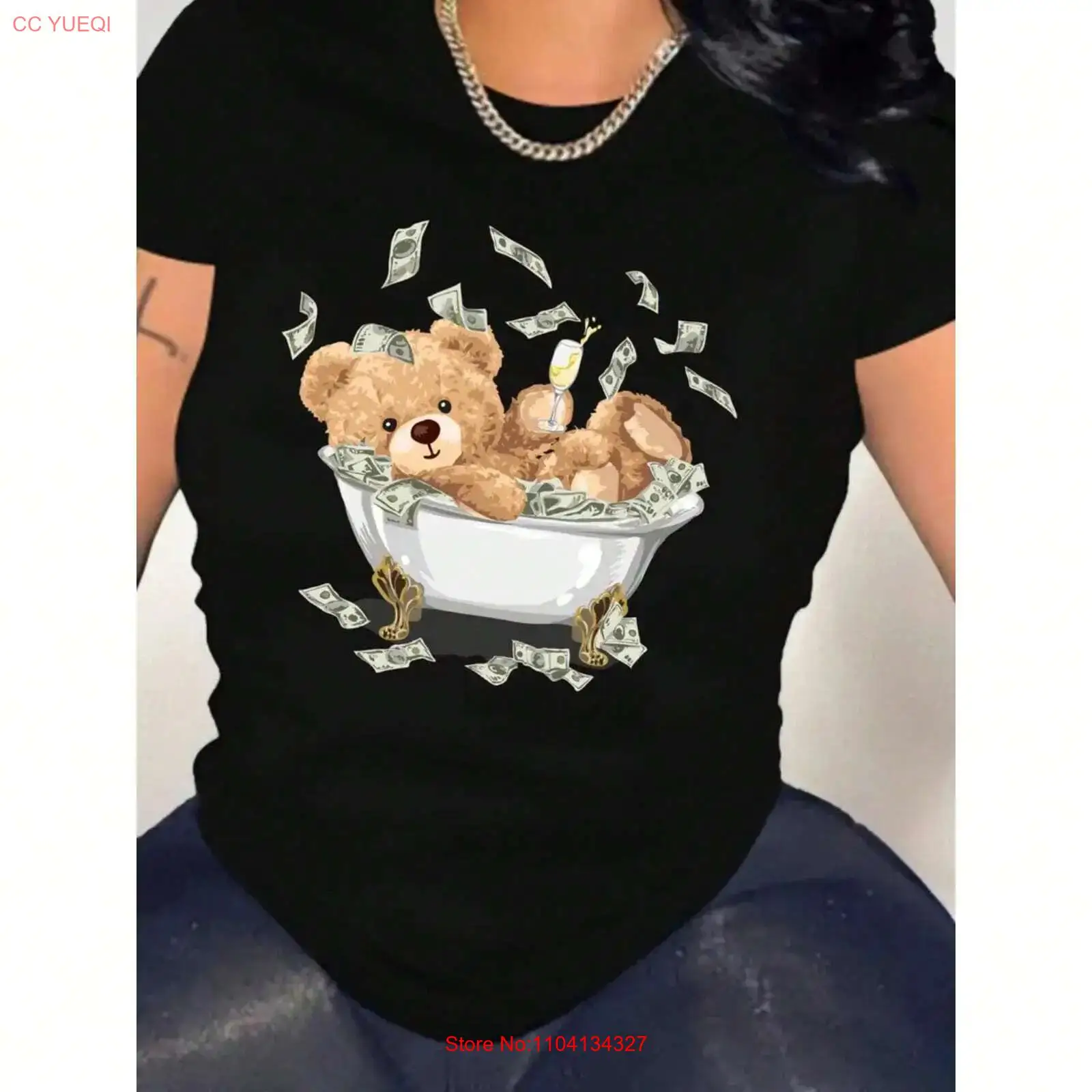 Camiseta Feminina Dollar Bear  - Vintage Fashion Patterns avaliação e preço